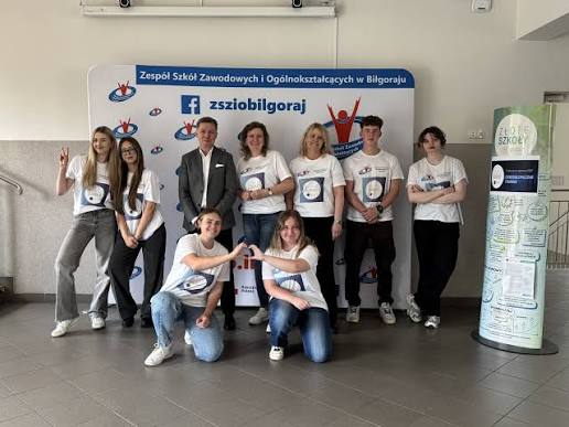 Учні Комплексу професійних та загальноосвітніх шкіл у Білгораї